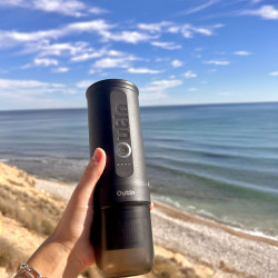 Outin Nano (Space grey) - cestovný kávovar