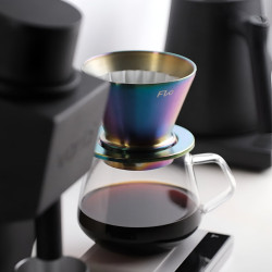 Varia FLO Candy – nerezový dripper (Varia x Kurasu Kyoto) 